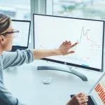 Sibuk Nggak Jadi Alasan, Nih Cara Simple Investasi Saham! - Tuwaga