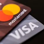 Perbedaan VISA dan MasterCard, Lebih Untung Mana? - Tuwaga
