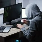 Crypto Scams 101: Jenis, Tanda Bahaya, dan Cara Menghindarinya - Tuwaga