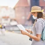 Jalan-Jalan ke Luar Negeri Pertama Kali: Mending Atur Sendiri atau Pakai Travel Agent? - Tuwaga