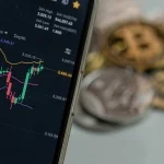 Sama-Sama Cuan Maksimal: Apa Perbedaan Forex dan Crypto? - Tuwaga